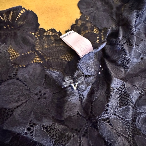 Victoria's Secret Black Lace Bra,Panties, Thigh High Nylons Intimates Collection - Picture 8 of 8